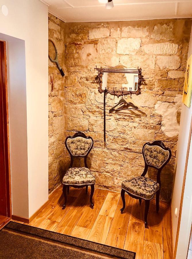 Kohtu Apartment Unique كوريسارِ المظهر الخارجي الصورة