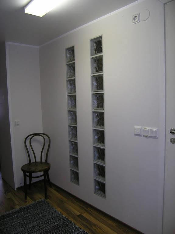 Kohtu Apartment Unique كوريسارِ المظهر الخارجي الصورة